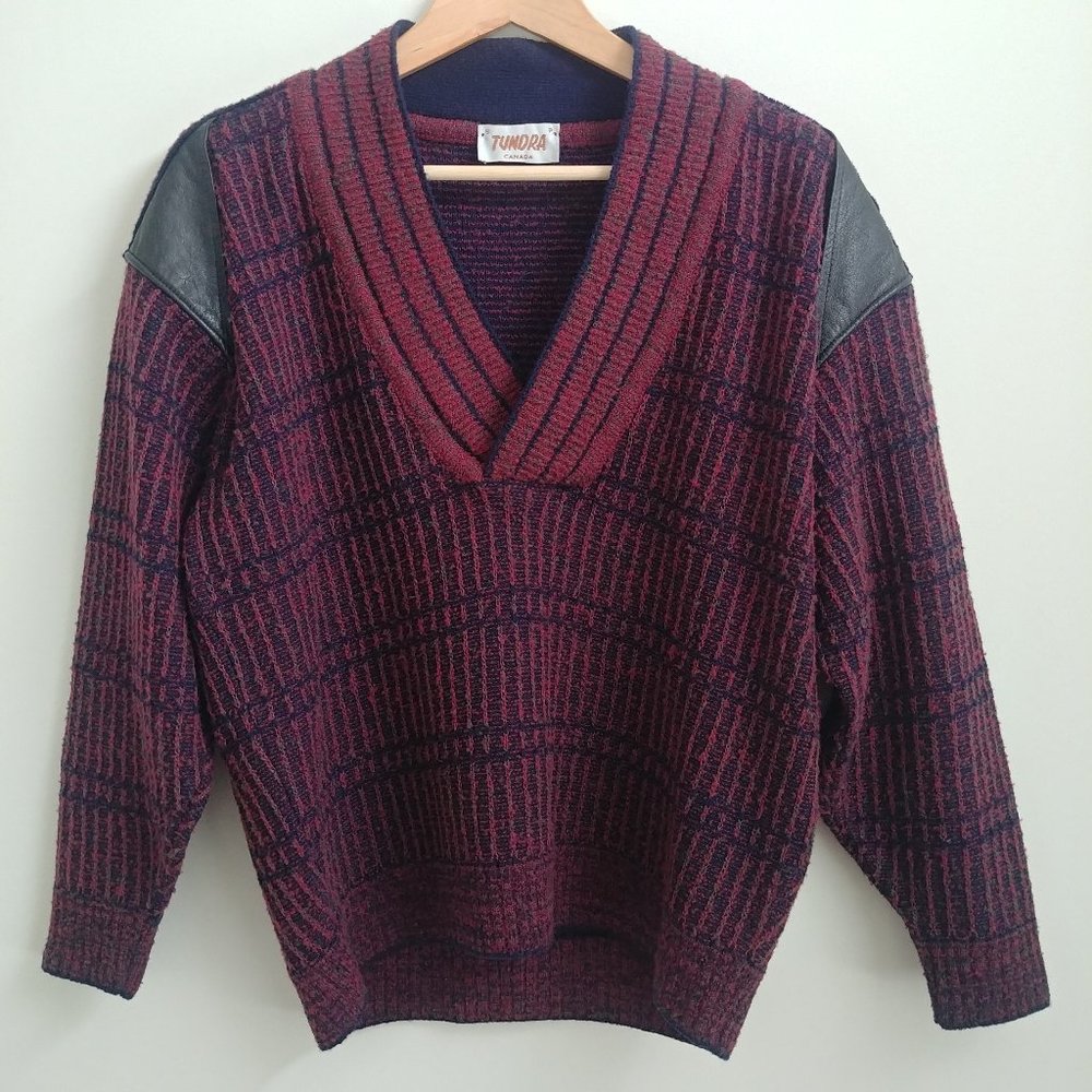 Vintage Tundra Canada Unisex Oversized Small red blue sweater leather accent